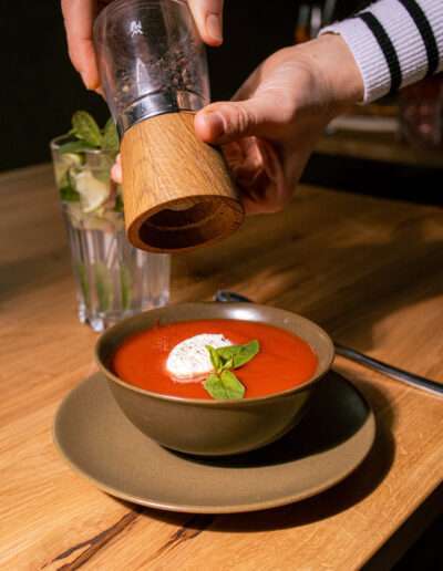 restaurant-wadern-zur-sonne-gasthaus-bistro-galerie-tomatensuppe02